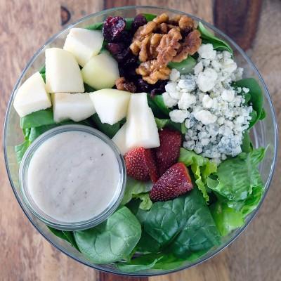 VALUE Pear & Bleu Cheese Salad