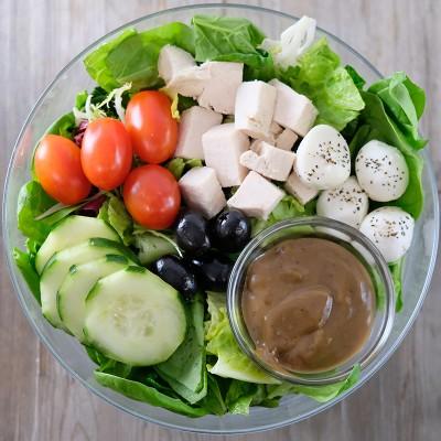 VALUE - GLUTEN FREE* - Chicken Mozzarella Salad